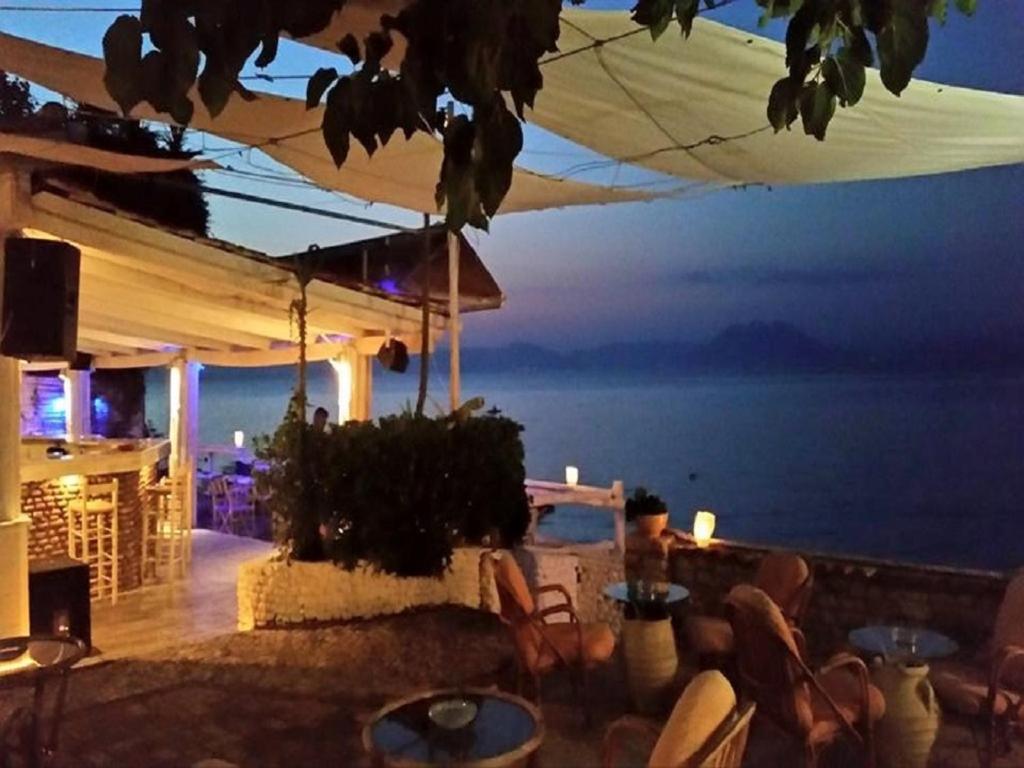 Taradella Hotel Alissos エクステリア 写真