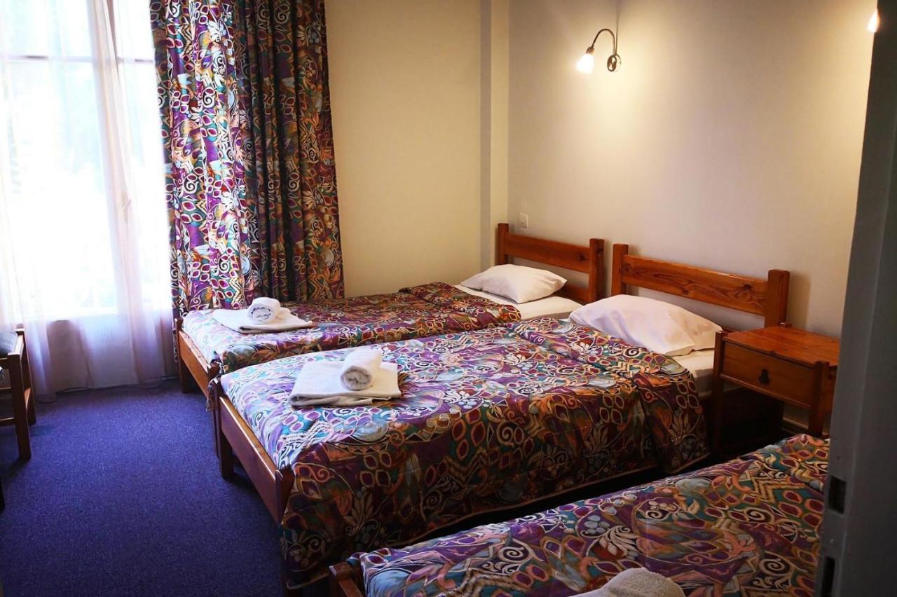 Taradella Hotel Alissos エクステリア 写真