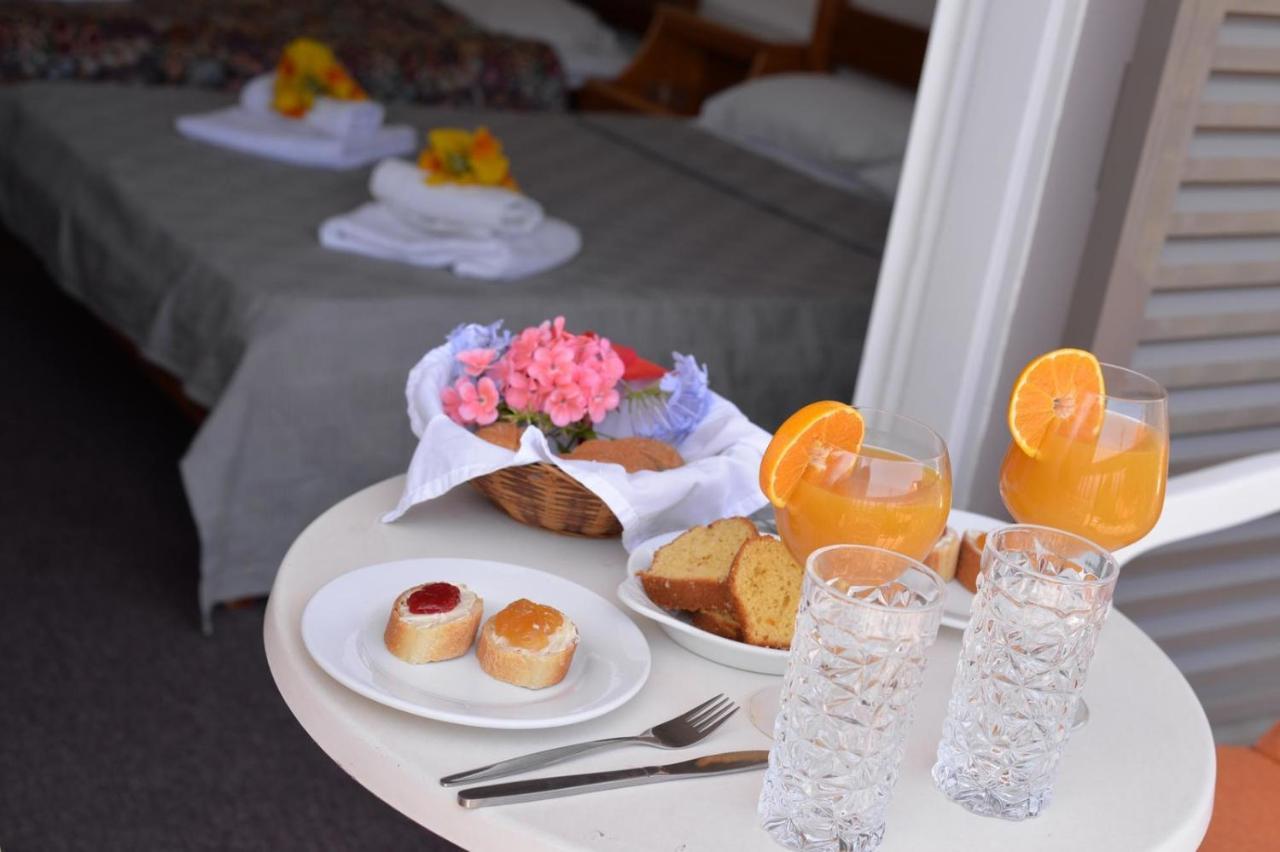 Taradella Hotel Alissos エクステリア 写真